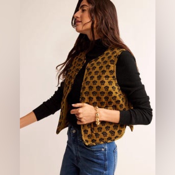 Boden Jackets & Blazers - BODEN Cord Vest in Golden Olive Lily UK 10 / US 6